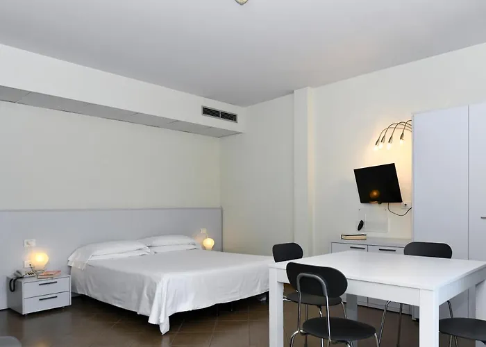 Hotel Eden